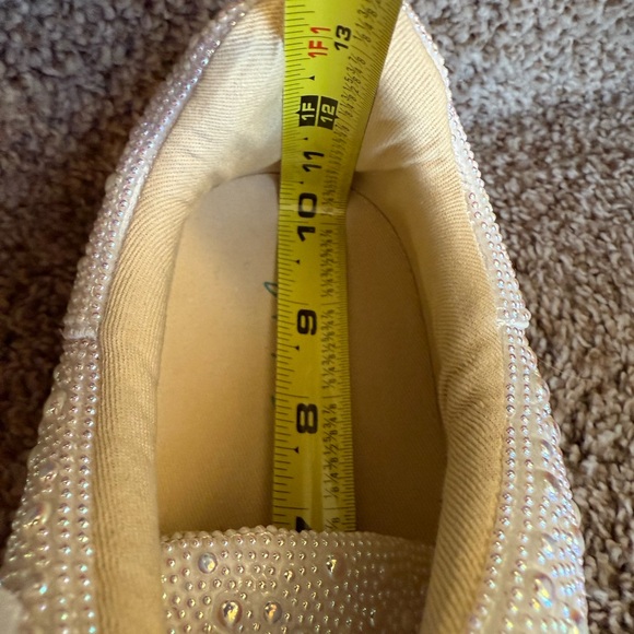 Betsey Johnson Sdny Women’s Cream Beaded Embellished Women's Sneakers - Picture 13 of 14